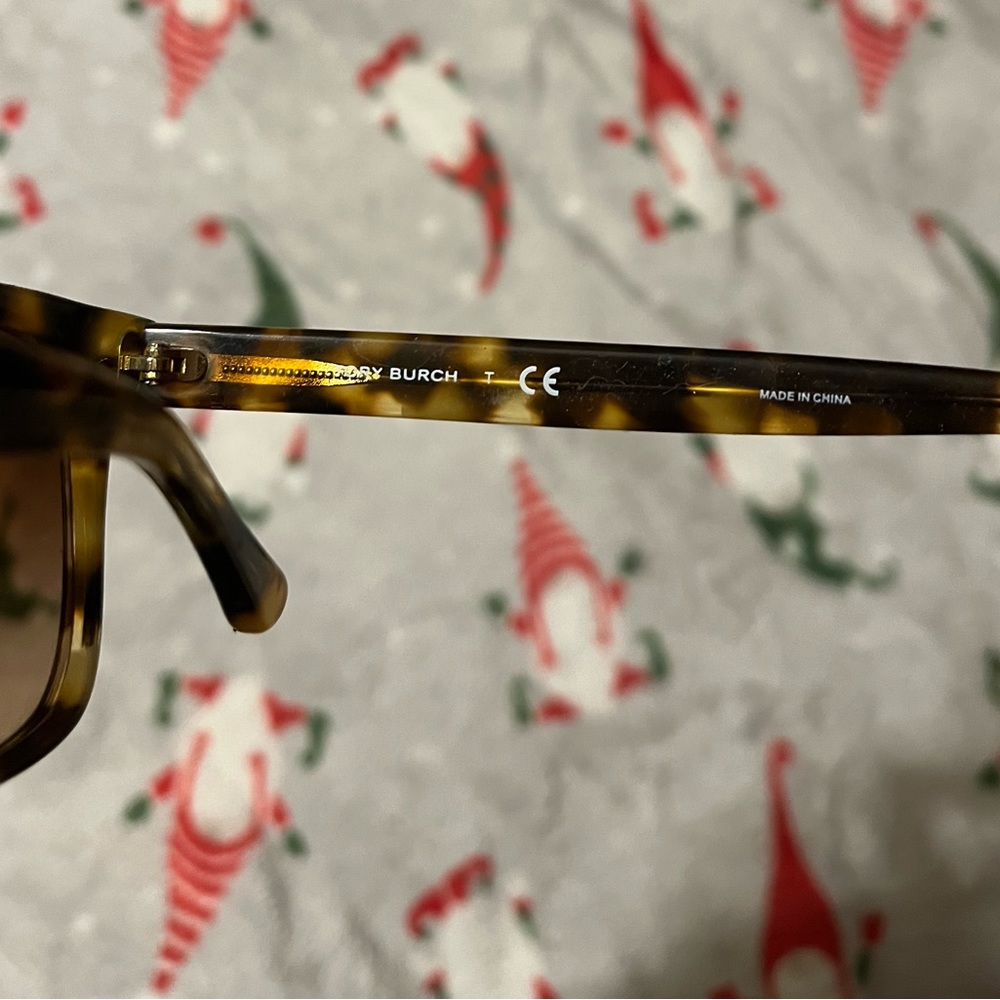 Authentic Tory Burch Sunglasses Tortoise Shell.